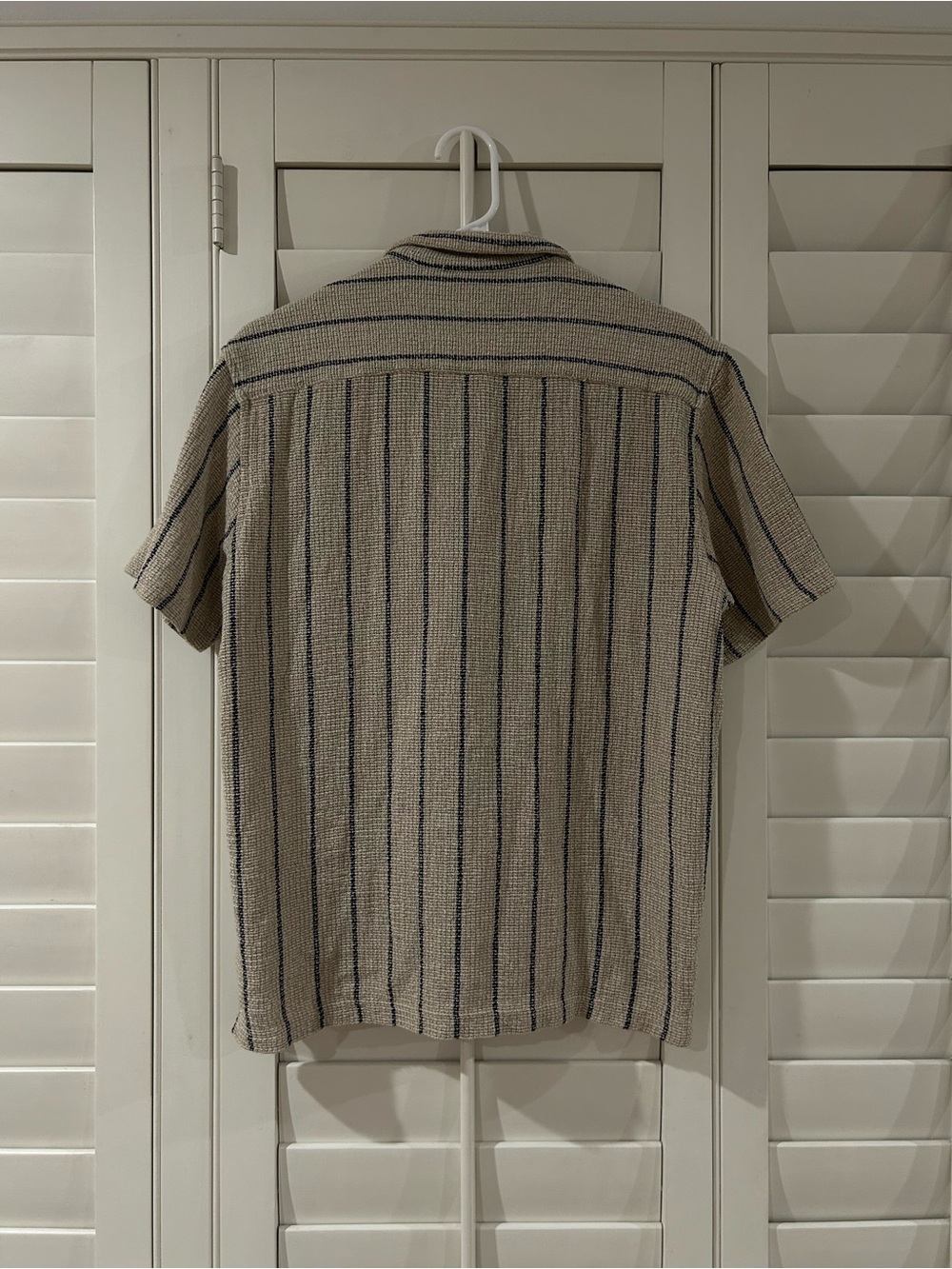 Zara Button Down - Picture 3 of 4